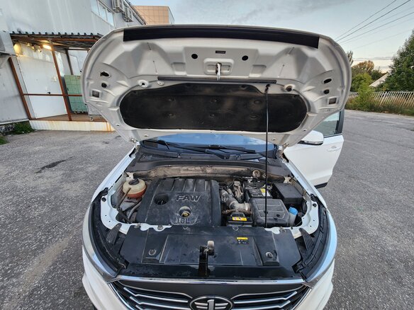 2020 FAW Besturn X40 I, белый - вид 14