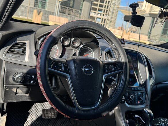 2011 Opel Astra J, серебристый, 670000 рублей - вид 8