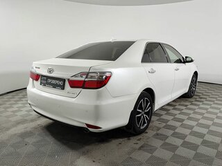 2017 Toyota Camry VII (XV50) Рестайлинг 2, белый, 1582000 рублей, вид 5