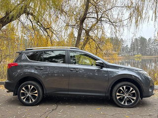 2015 Toyota RAV4 IV (XA40), серый, 1385000 рублей, вид 3