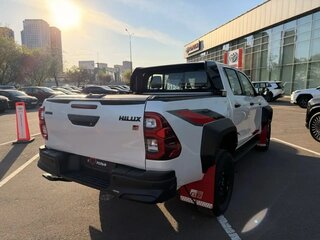 2025 Toyota Hilux VIII Рестайлинг 2, белый, 7350000 рублей, вид 5