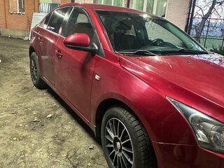 2011 Chevrolet Cruze I, красный, 700000 рублей, вид 4