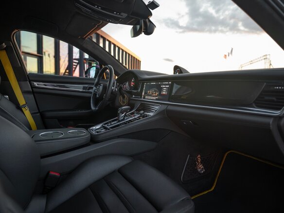 2020 Porsche Panamera Turbo S Executive II Рестайлинг, серый, 13000000 рублей - вид 12