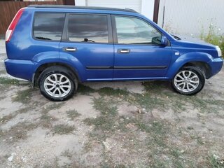 2005 Nissan X-Trail I Рестайлинг, синий, 650000 рублей, вид 2