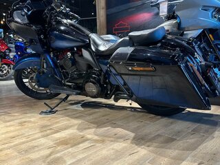 2019 Harley-Davidson CVO Road Glide, синий, 2250000 рублей, вид 4