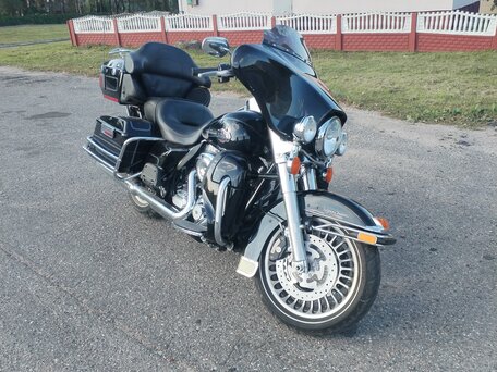 2012 Harley-Davidson Electra Glide, чёрный, 841361 рублей, вид 4