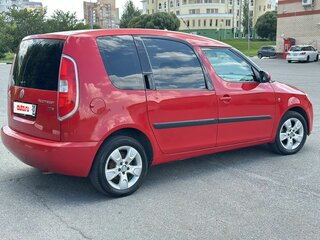 2008 Skoda Roomster I, красный, 500000 рублей, вид 4