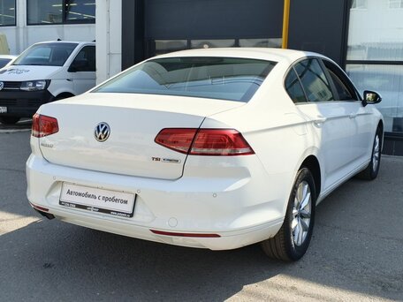 2016 Volkswagen Passat B8, белый, 1780000 рублей, вид 5