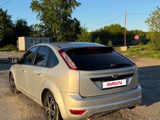 2008 Ford Focus II Рестайлинг, серебристый, 320000 рублей, вид 5
