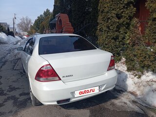 2011 Nissan Almera Classic I, белый, 350000 рублей, вид 3
