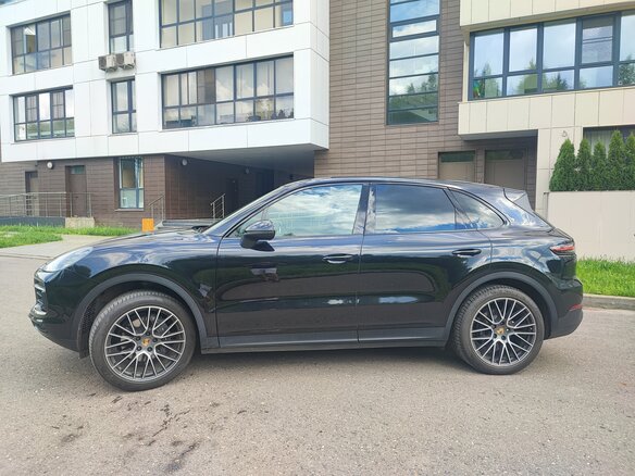 2019 Porsche Cayenne III, чёрный, 5350000 рублей - вид 20