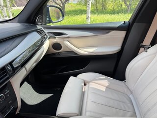 2016 BMW X5 40d III (F15), чёрный, 3630000 рублей, вид 4