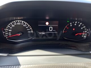 2020 Peugeot 2008 II, чёрный, 1350853 рублей, вид 5