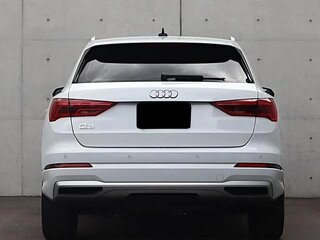 2023 Audi Q3 35 TFSI II (F3), белый, 2299000 рублей, вид 4