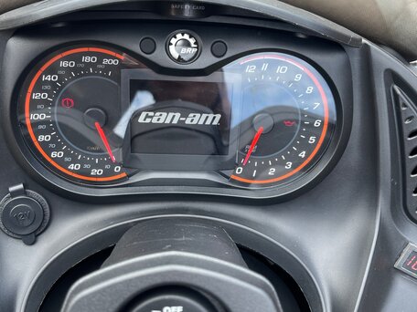 2014 BRP Can-Am Spyder, зелёный, 1000000 рублей, вид 4