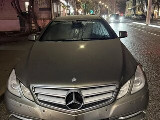 2011 Mercedes-Benz E-Класс 250 7G-Tronic IV (W212, S212, C207), коричневый, 1400000 рублей, вид 2