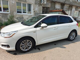 2012 Citroen C4 II, белый, 650000 рублей, вид 3