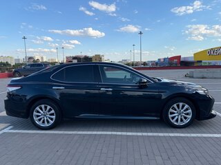 2018 Toyota Camry VIII (XV70), синий, 2320000 рублей, вид 4