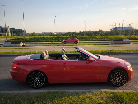 2007 BMW 3 серии 325i V (E90/E91/E92/E93), красный, 1690000 рублей - вид 3