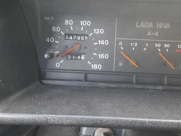2001 Lada (ВАЗ) 2121 (4x4) I Рестайлинг, пурпурный, 300000 рублей - вид 6