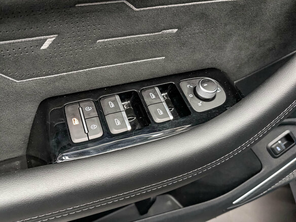 2025 Geely Monjaro I, серый, 3980000 рублей - вид 24