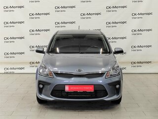 2019 Kia Rio IV, серебристый, 1585000 рублей, вид 2