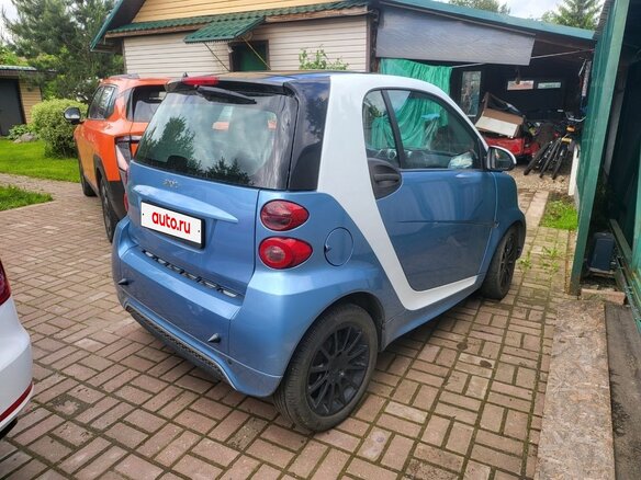 2013 Smart Fortwo II, голубой, 780000 рублей - вид 2