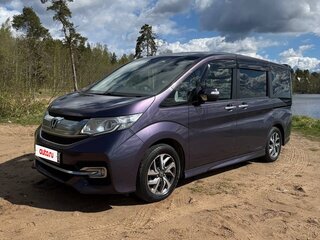 2017 Honda Stepwgn Spada V, фиолетовый, 1800000 рублей, вид 1