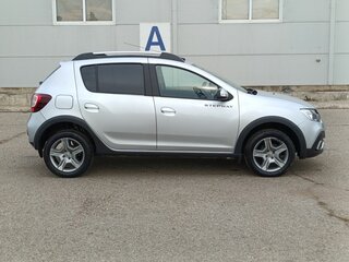 2020 Renault Sandero Stepway II Рестайлинг, серый, 1155000 рублей, вид 4