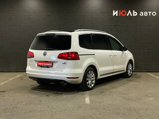 2011 Volkswagen Sharan II, белый, 1435000 рублей, вид 5