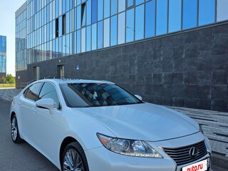 2014 Lexus ES 250 VI, белый, 2680000 рублей, вид 4