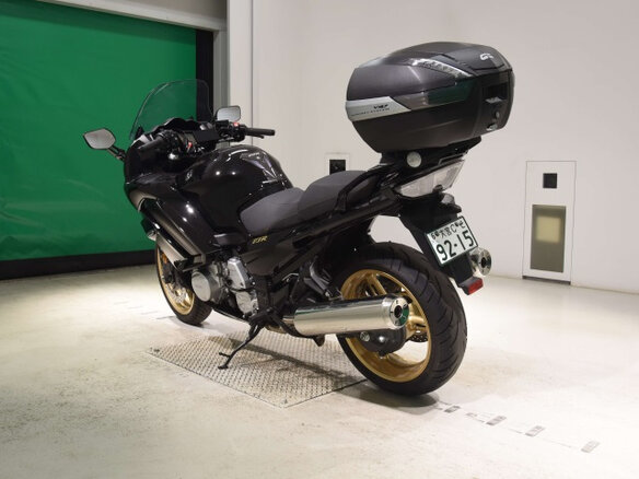 2025 Yamaha FJR1300, чёрный, 1800000 рублей - вид 5