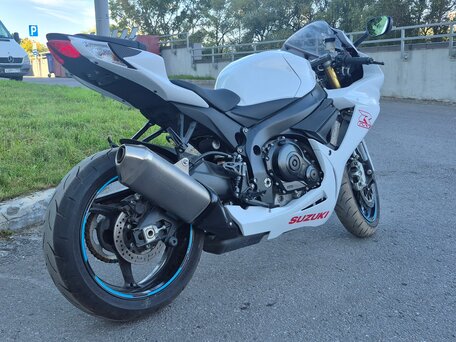 2019 Suzuki GSX-R 750, белый, 980000 рублей, вид 4