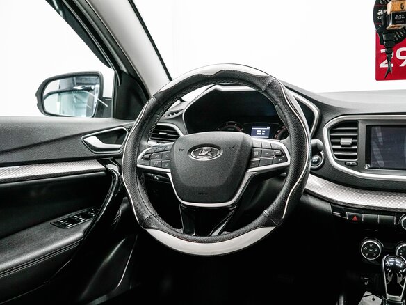 2024 Lada (ВАЗ) Vesta SW I Рестайлинг (NG), белый, 1570000 рублей - вид 8