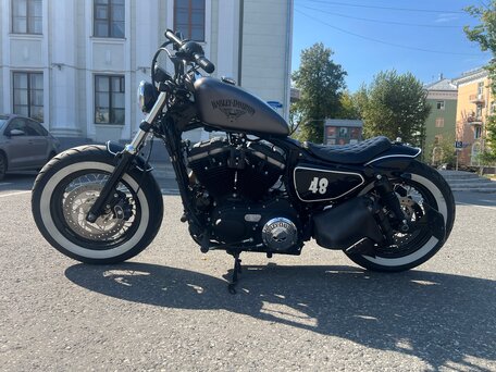 2014 Harley-Davidson Sportster 1200, чёрный, 999999 рублей, вид 3
