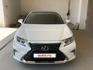 2017 Lexus ES 350 VI Рестайлинг, белый, 3400000 рублей, вид 3