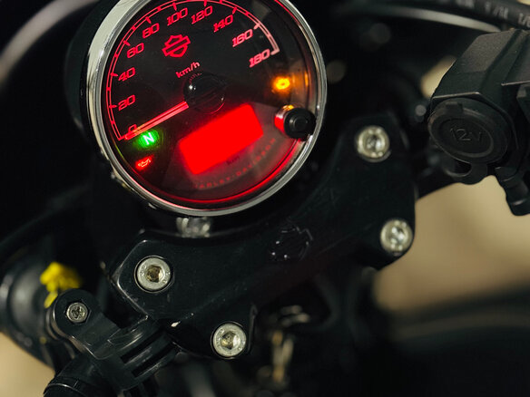 2015 Harley-Davidson Street 750, чёрный - вид 13
