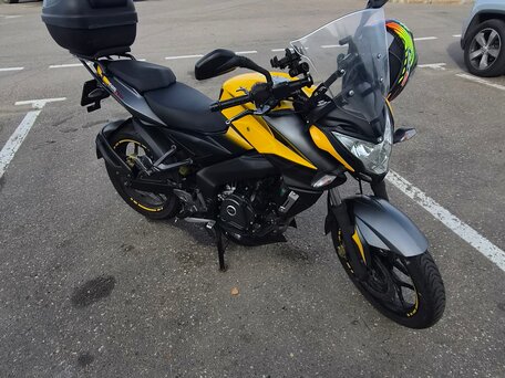 2019 Bajaj Pulsar NS 200, жёлтый, 195000 рублей, вид 4