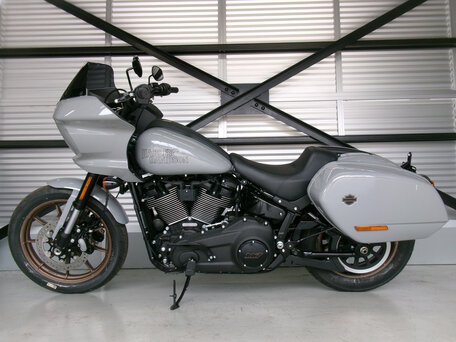 2024 Harley-Davidson Low Rider ST, серый, 1950000 рублей, вид 2