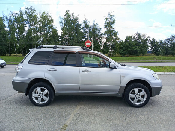 2004 Mitsubishi Outlander I, серебристый - вид 3