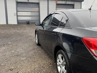 2011 Chevrolet Cruze I, чёрный, 400000 рублей, вид 5