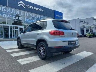 2014 Volkswagen Tiguan I Рестайлинг, серебристый, 1230000 рублей, вид 5