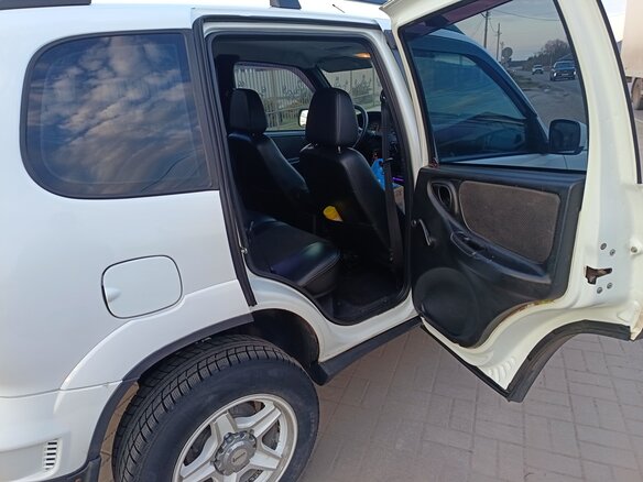 2013 Chevrolet Niva I Рестайлинг, белый, 600000 рублей - вид 7