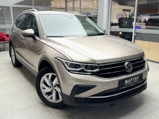 2021 Volkswagen Tiguan II Рестайлинг, коричневый, 2570000 рублей, вид 3