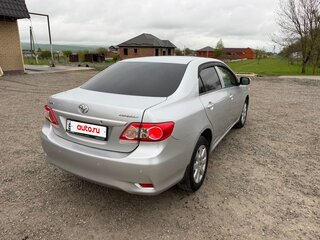 2012 Toyota Corolla X (E140, E150) Рестайлинг, серебристый, 995000 рублей, вид 3