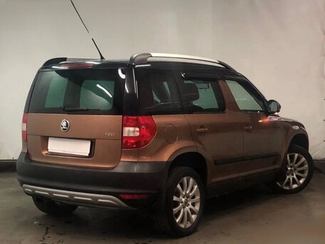 2013 Skoda Yeti I, коричневый, 475000 рублей, вид 4