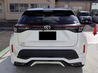 2023 Toyota Yaris Cross I, белый, 1380100 рублей, вид 5