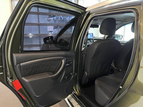 2017 Renault Duster I Рестайлинг, зелёный, 1470000 рублей - вид 24