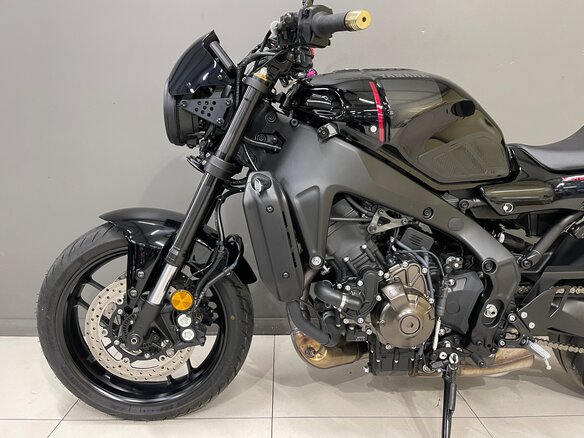 2023 Yamaha XSR900, чёрный, 1220000 рублей - вид 4