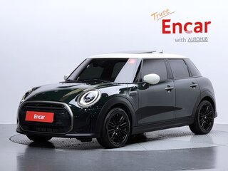 2022 Mini Hatch Cooper III (F55/F56) Рестайлинг 2, зелёный, 2000000 рублей, вид 1